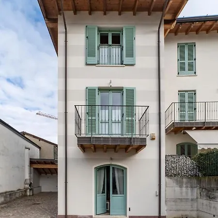 Artistic House On The Iseo *