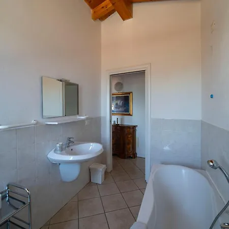 Apartment Artistic House On The Iseo *