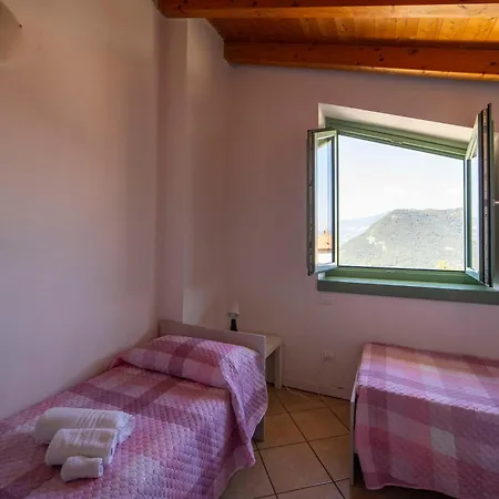Apartment Artistic House On The Iseo *