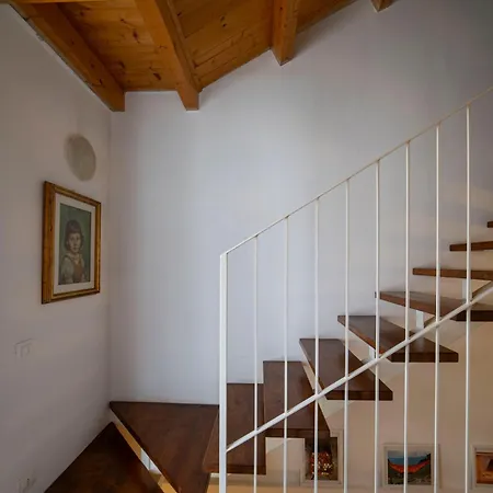 Apartment Artistic House On The Iseo Sulzano